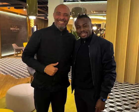 Eric Chelle, Moses Simon