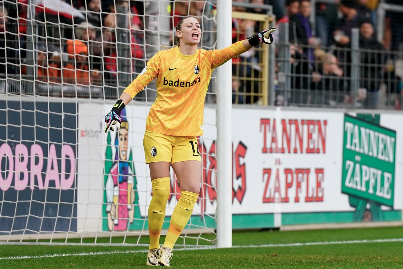 Sport-Club Freiburg v FC Bayern München - Women’s DFB-Cup: Round of 16