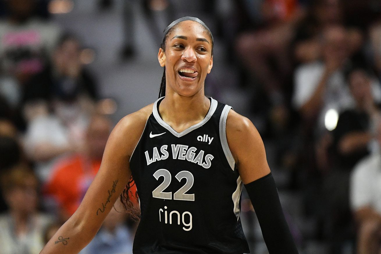 WNBA: JUL 06 Las Vegas Aces at Connecticut Sun
